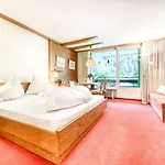 Zentral By A-appartments *